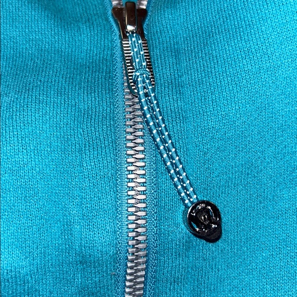 Lululemon Scuba Oversized Funnel Neck Half Zip
Oceanic size XS/S - Picture 9 of 10